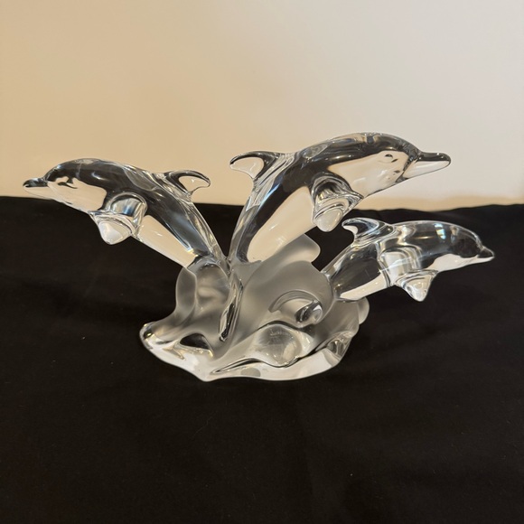 Lenox Crystal Dolphin Trio of Leaping Sculpture - Picture 7 of 13